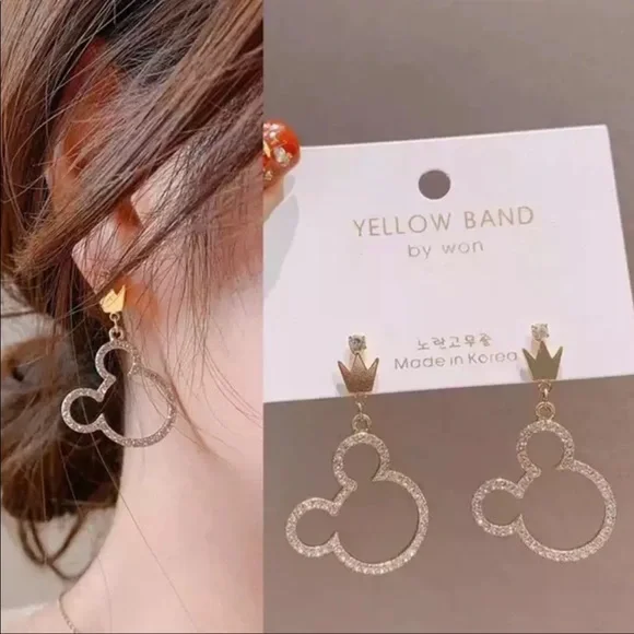 ✨2 for $20✨ Minnie Mouse Crystal Earrings - Picture 5 of 5